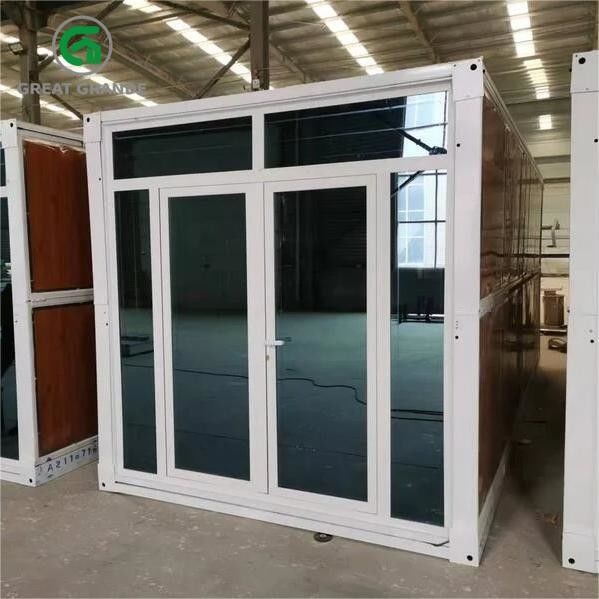 Rumah Kontainer Lipat Prefab Customized Pintu Kaca Baja Dinding Biru Tersedia Untuk Sewa